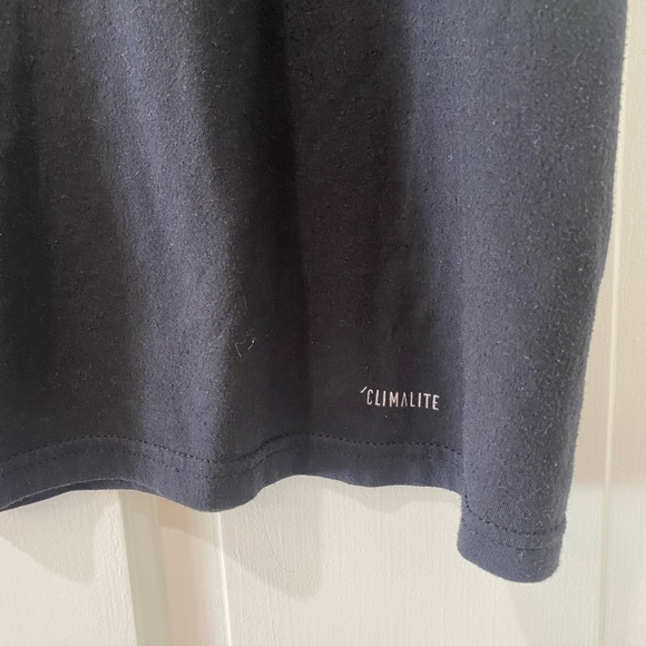 Adidas Three Stripe life Mens graphic tee shirt workout top performance - Picture 5 of 9